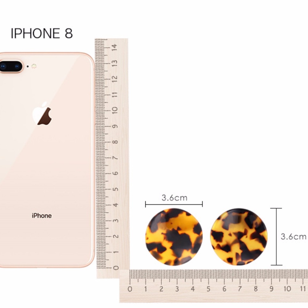 LAST ONE!! Tortoise Shell Disc Earrings - Picture 6 of 8